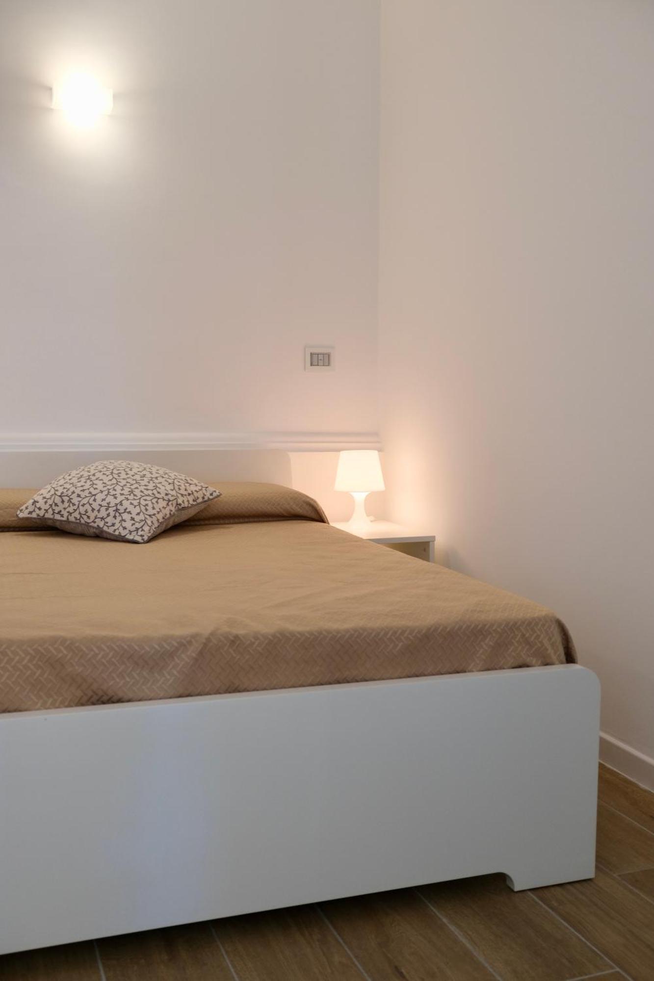 Sunshine Apartment Taormina Esterno foto